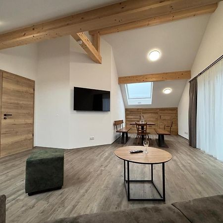 Landgasthaus Zur Linde Pleiskirchen Ngoại thất bức ảnh
