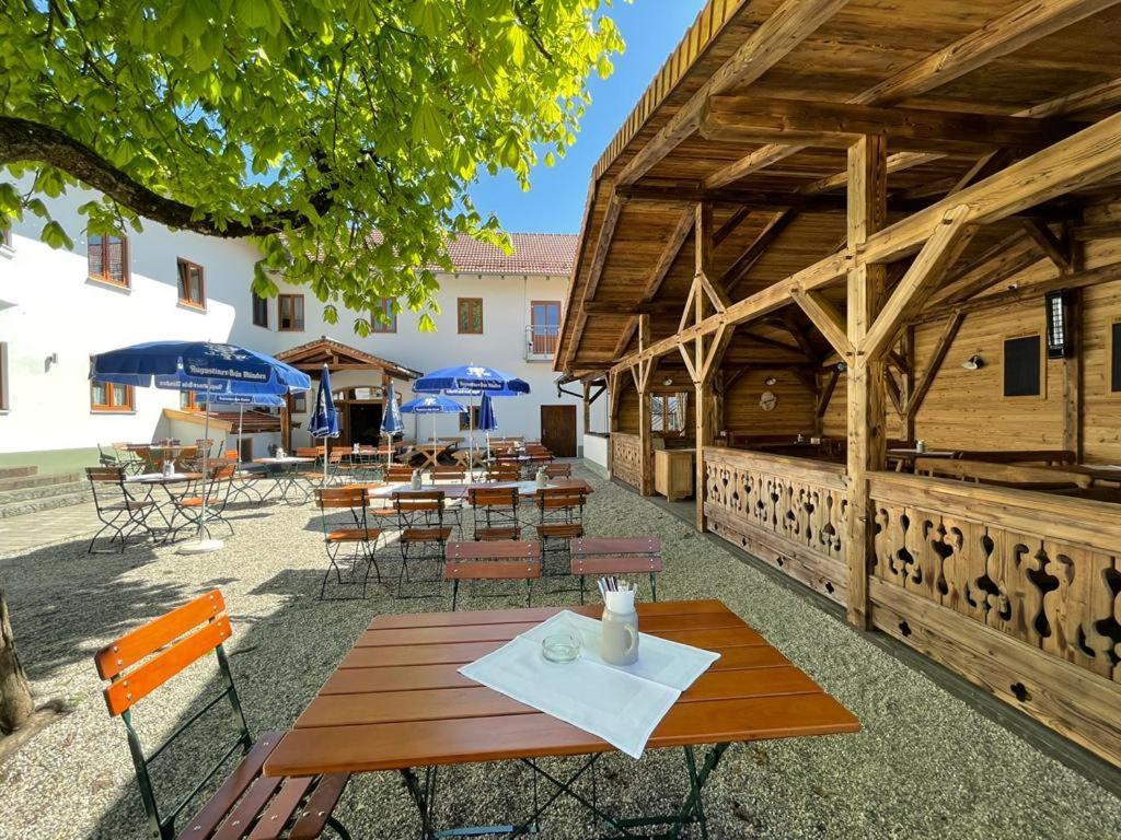 Landgasthaus Zur Linde Pleiskirchen Ngoại thất bức ảnh