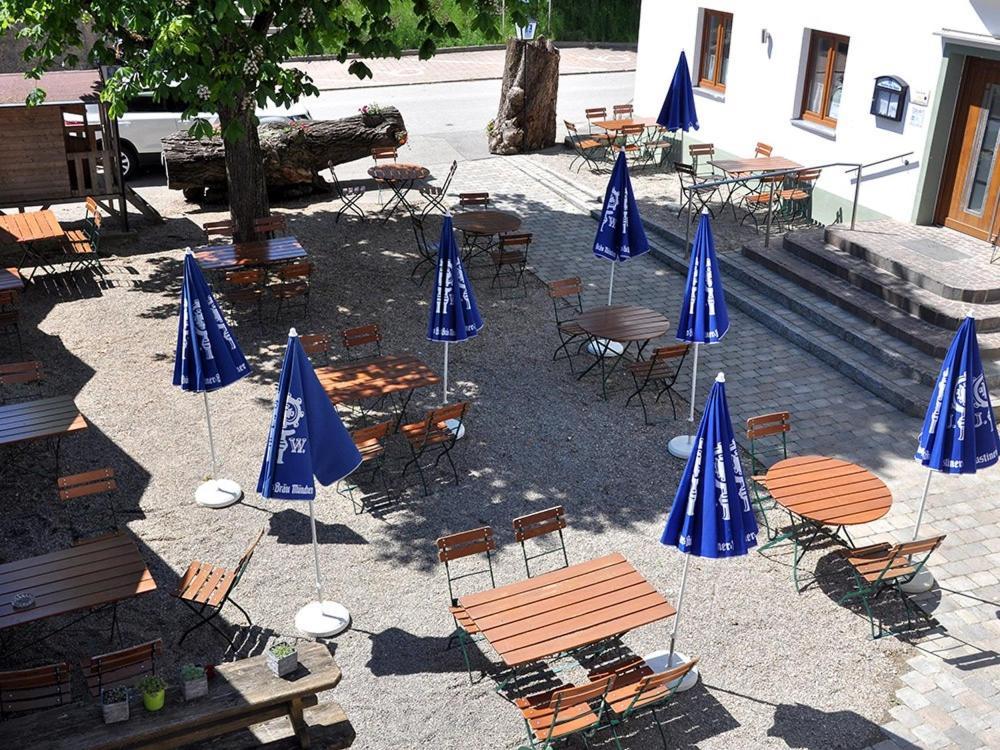 Landgasthaus Zur Linde Pleiskirchen Ngoại thất bức ảnh